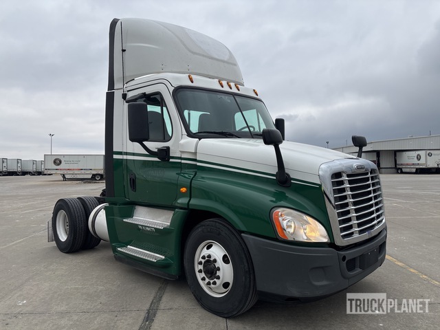 CAMIóN 2017 FREIGHTLINER