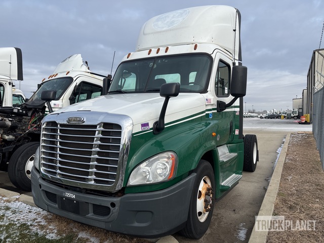 CAMIóN 2017 FREIGHTLINER