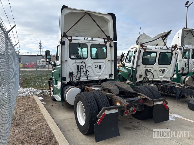 CAMIóN 2017 FREIGHTLINER