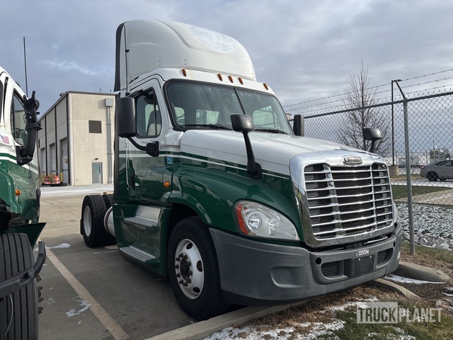 CAMIóN 2017 FREIGHTLINER