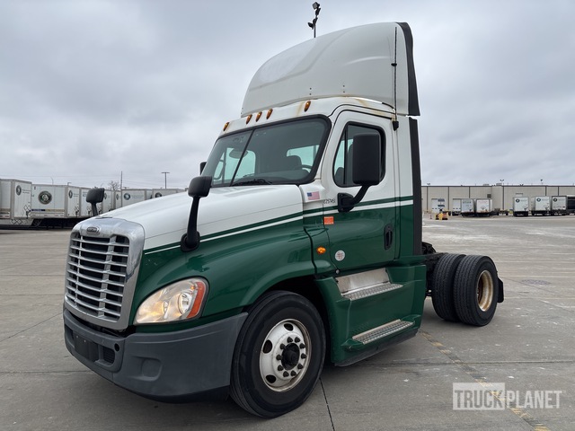 CAMIóN 2017 FREIGHTLINER