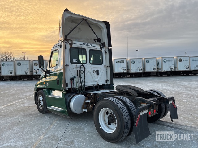 CAMIóN 2017 FREIGHTLINER