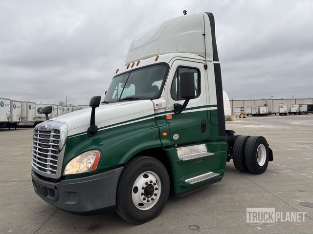 CAMIóN 2017 FREIGHTLINER