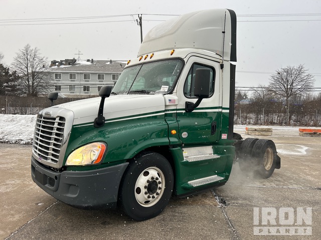 CAMIóN 2017 FREIGHTLINER