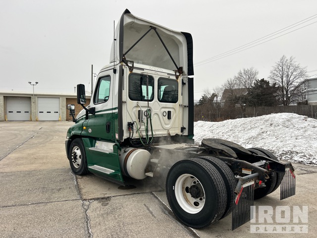 CAMIóN 2017 FREIGHTLINER