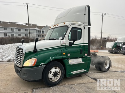 2017 Freightliner Cascadia 125 4x2 S/A Day Cab Truck Tractor
