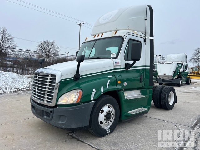 CAMIóN 2017 FREIGHTLINER