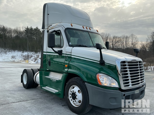 CAMIóN 2017 FREIGHTLINER