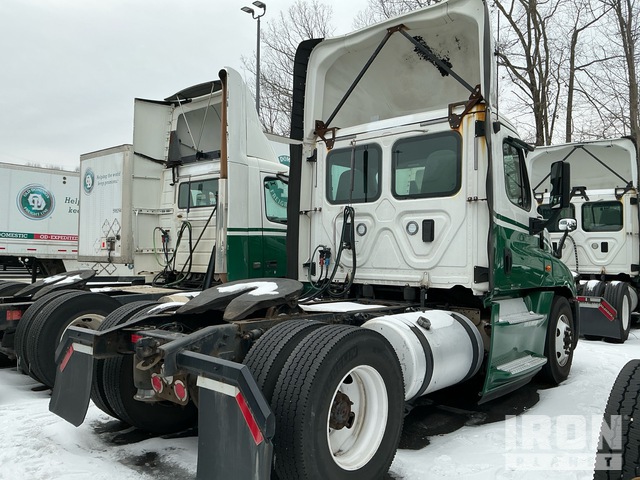 CAMIóN 2017 FREIGHTLINER