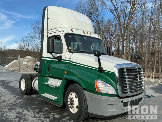 CAMIóN 2017 FREIGHTLINER