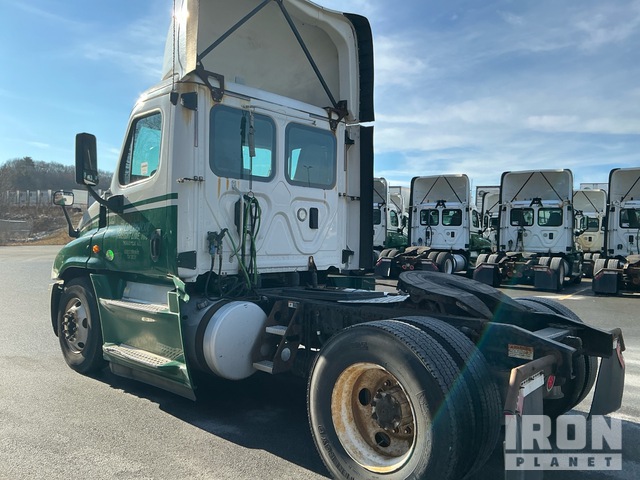 CAMIóN 2017 FREIGHTLINER