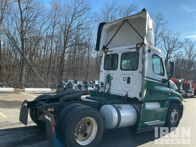 CAMIóN 2017 FREIGHTLINER