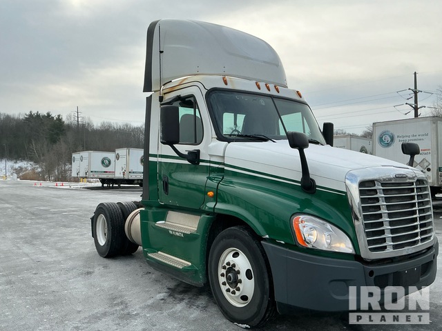 CAMIóN 2017 FREIGHTLINER