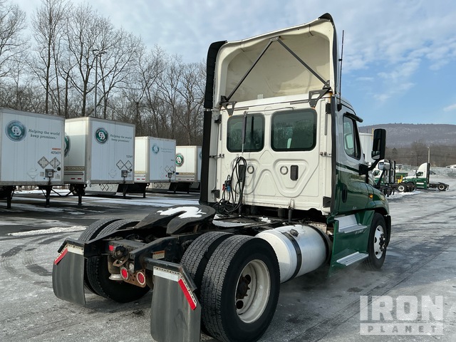 CAMIóN 2017 FREIGHTLINER