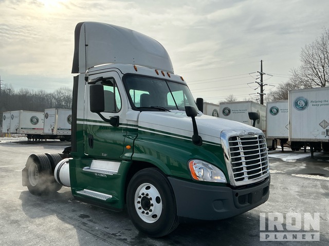 CAMIóN 2017 FREIGHTLINER