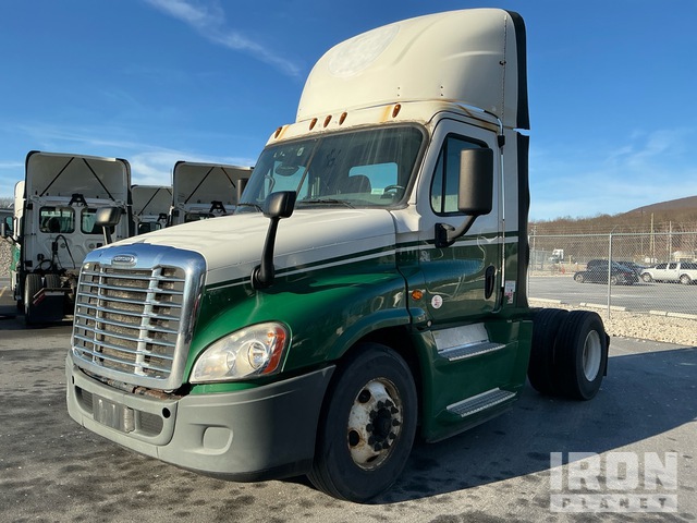 CAMIóN 2017 FREIGHTLINER
