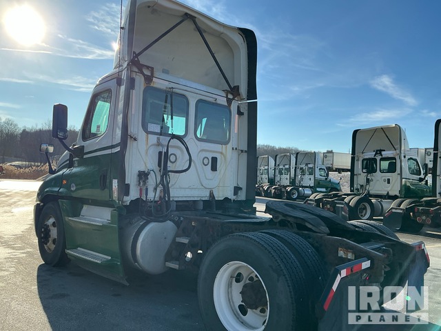 CAMIóN 2017 FREIGHTLINER