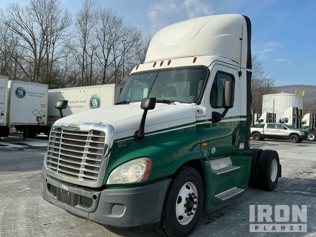 CAMIóN 2016 FREIGHTLINER