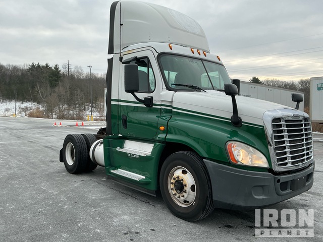 CAMIóN 2016 FREIGHTLINER