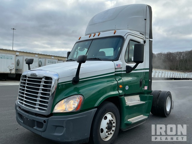 CAMIóN 2016 FREIGHTLINER