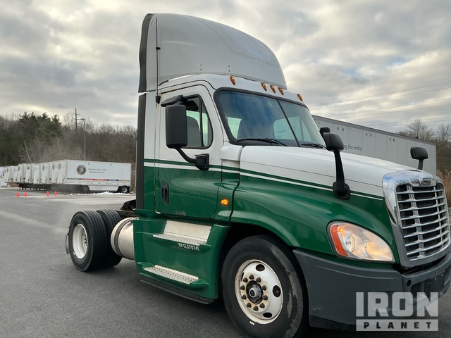 CAMIóN 2016 FREIGHTLINER