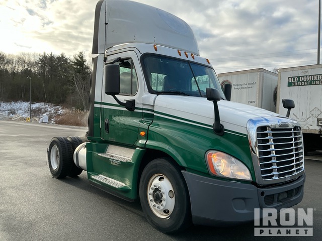 CAMIóN 2016 FREIGHTLINER