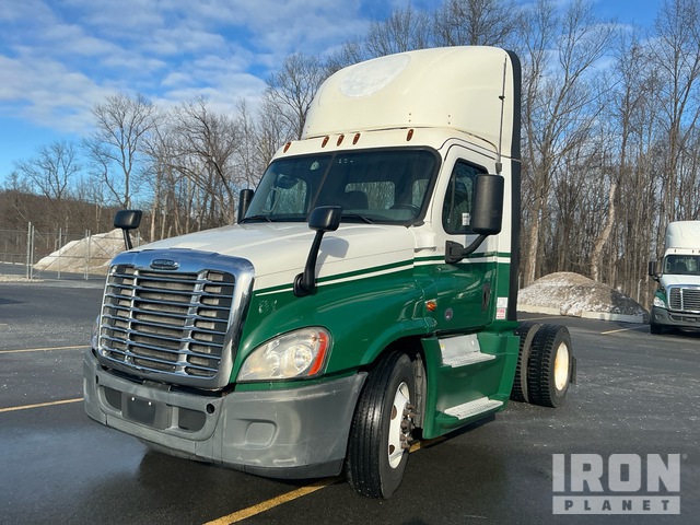 CAMIóN 2016 FREIGHTLINER