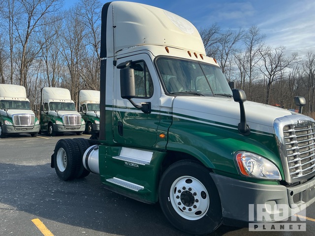 CAMIóN 2016 FREIGHTLINER