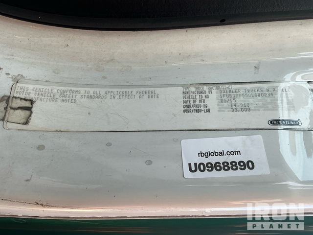 CAMIóN 2016 FREIGHTLINER