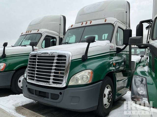 CAMIóN 2016 FREIGHTLINER