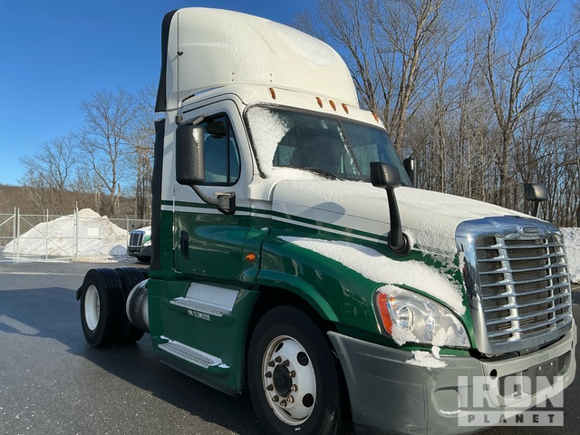 CAMIóN 2016 FREIGHTLINER