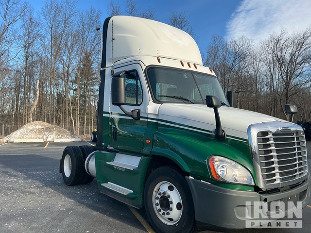 CAMIóN 2016 FREIGHTLINER