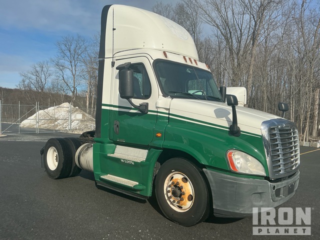 CAMIóN 2016 FREIGHTLINER