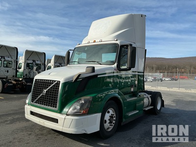 2017 Volvo VNL 4x2 Cabeza Tractora Cabina Corta