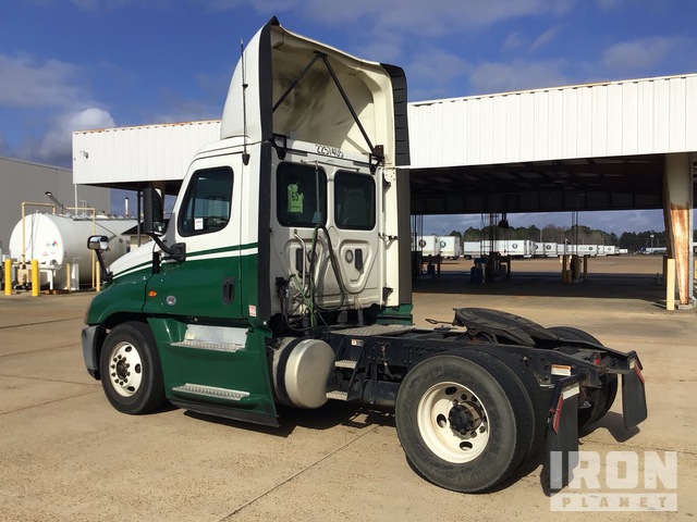 CAMIóN 2017 FREIGHTLINER