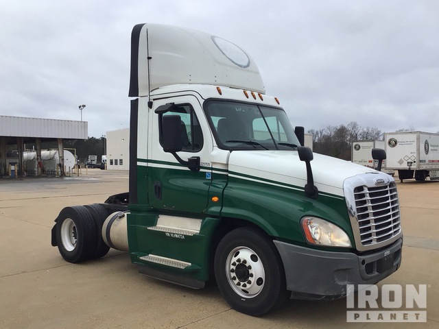 CAMIóN 2017 FREIGHTLINER