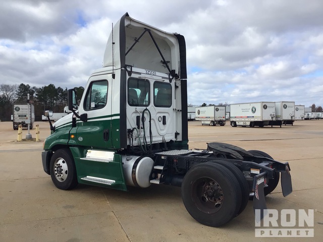 CAMIóN 2017 FREIGHTLINER
