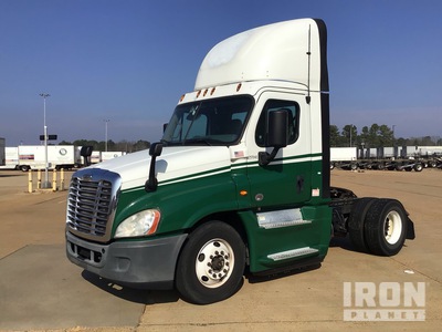 2017 Freightliner Cascadia 125 4x2 S/A Day Cab Truck Tractor