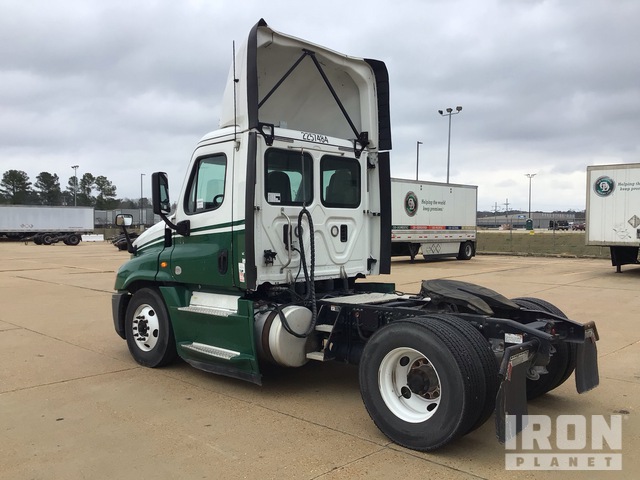 CAMIóN 2017 FREIGHTLINER