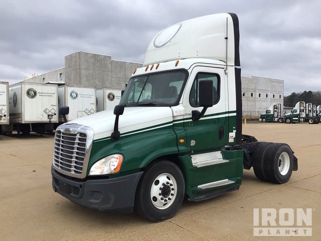 CAMIóN 2017 FREIGHTLINER