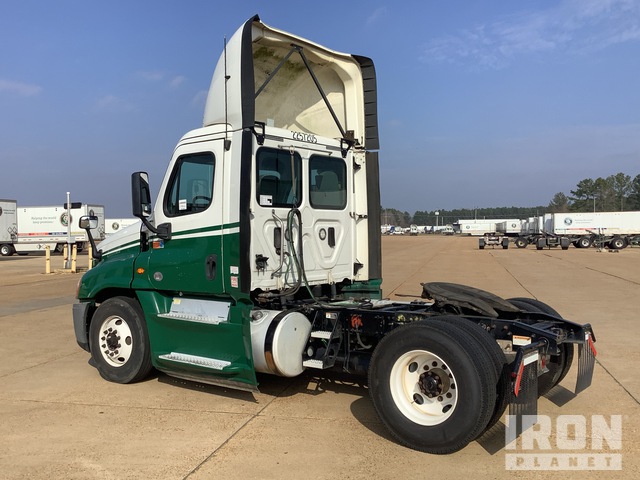 CAMIóN 2017 FREIGHTLINER