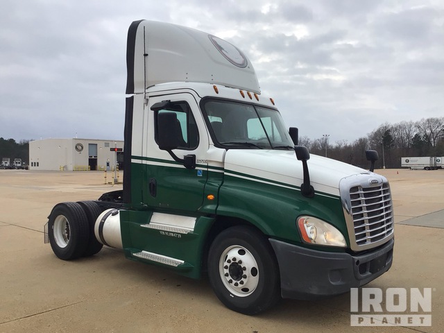 CAMIóN 2017 FREIGHTLINER