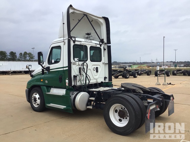 CAMIóN 2017 FREIGHTLINER