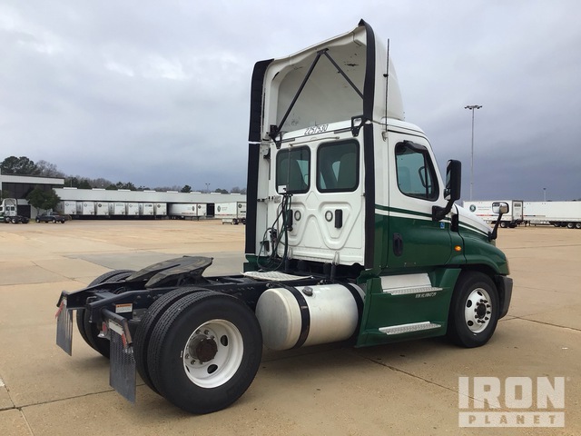 CAMIóN 2017 FREIGHTLINER
