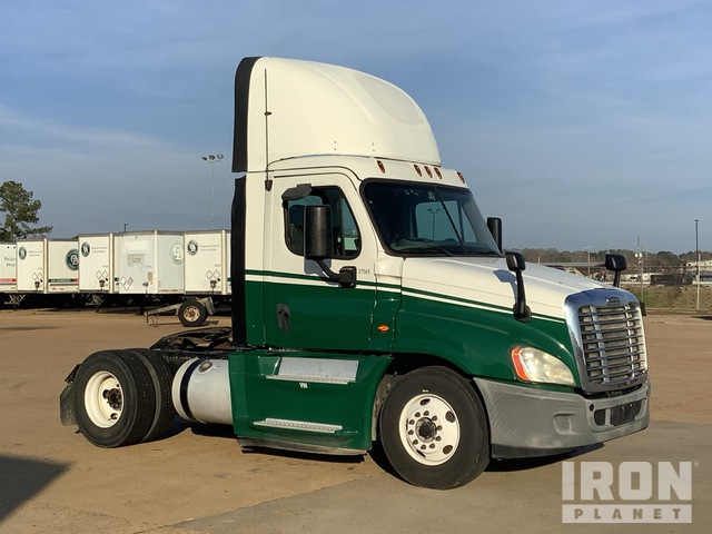 CAMIóN 2016 FREIGHTLINER