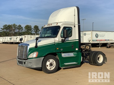2016 Freightliner Cascadia 125 4x2 Cabeza Tractora Cabina Corta