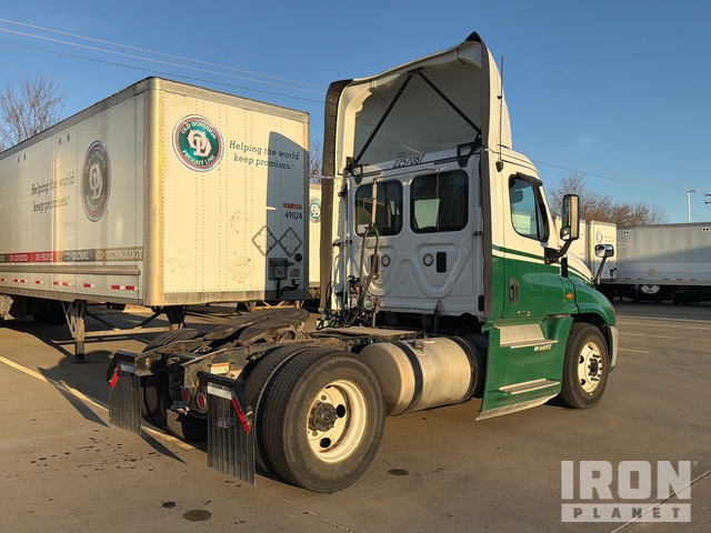 CAMIóN 2017 FREIGHTLINER