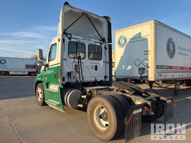 CAMIóN 2017 FREIGHTLINER