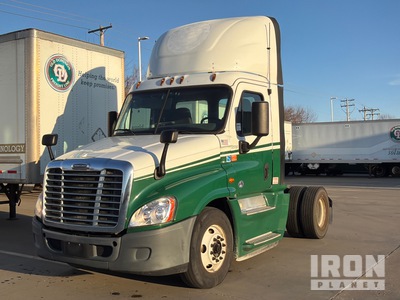 2017 Freightliner CA125 4x2 Cabeza Tractora Cabina Corta