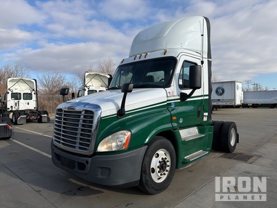 2017 Freightliner CA125 4x2 Cabeza Tractora Cabina Corta
